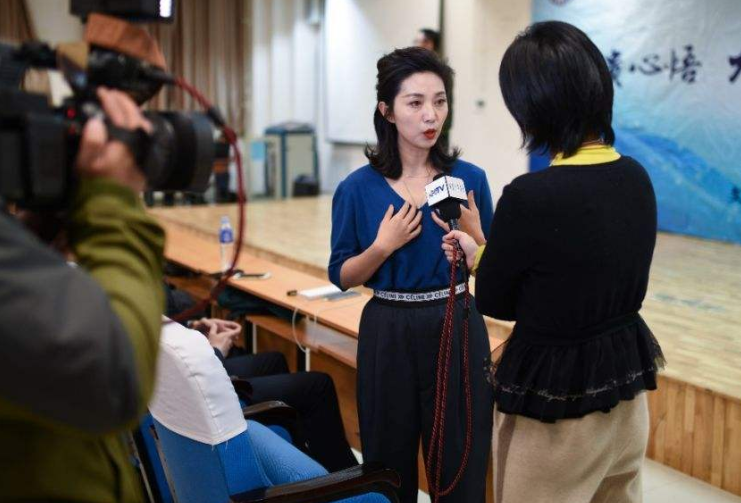 一中有813名毕业生，760人在线。据估计，今年北京大学和清华大学将招收大约